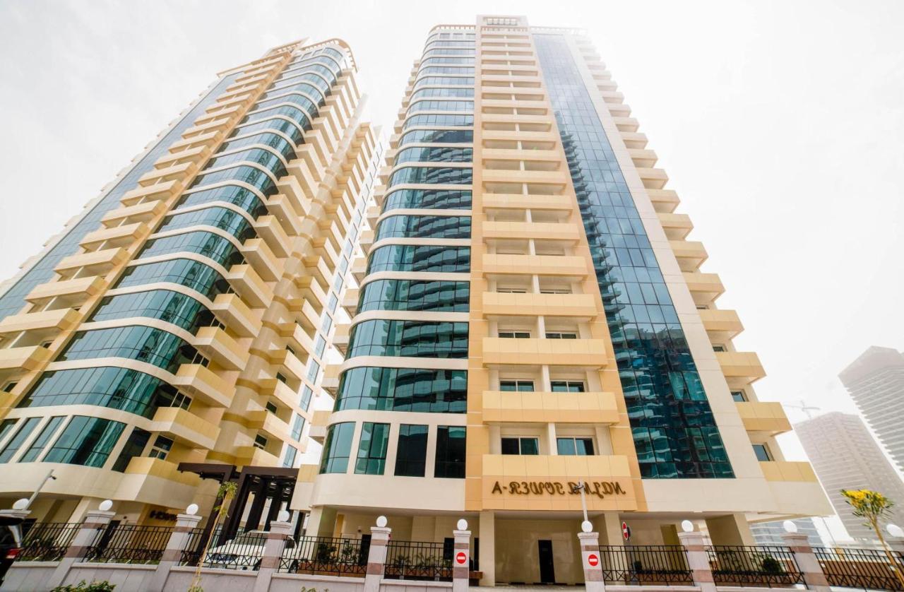 Oyo 561 Home Najma Tower A1Br Guest house