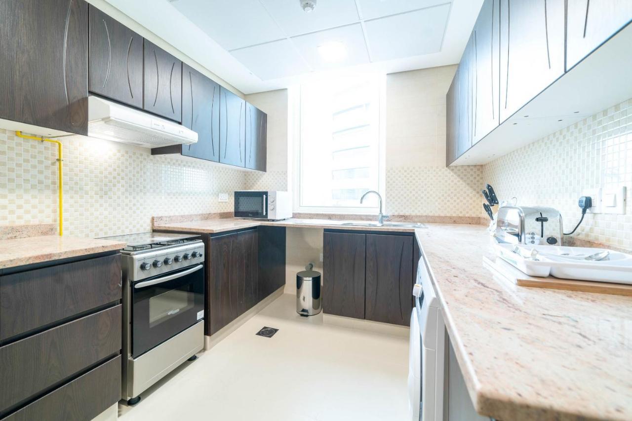 Oyo 561 Home Najma Tower A1Br *